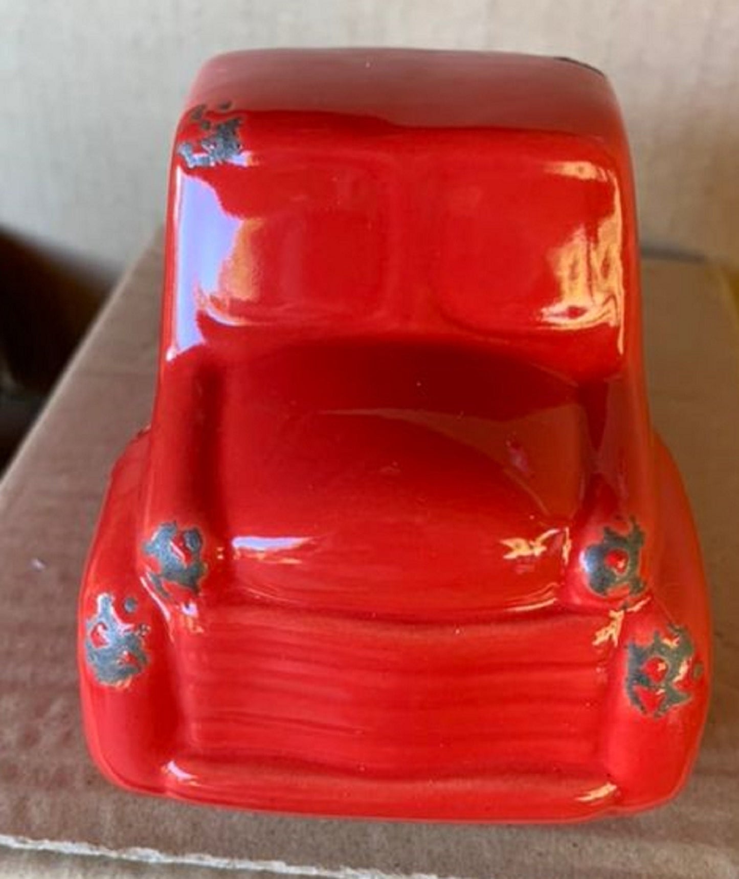Ryan red Truck Planter