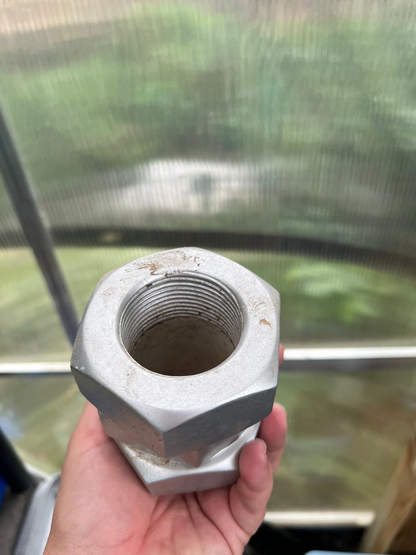 Hector hex nut planter