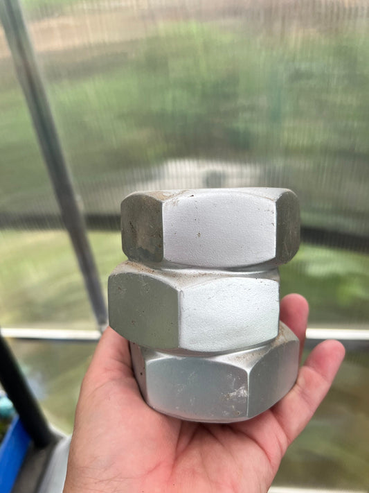 Hector hex nut planter