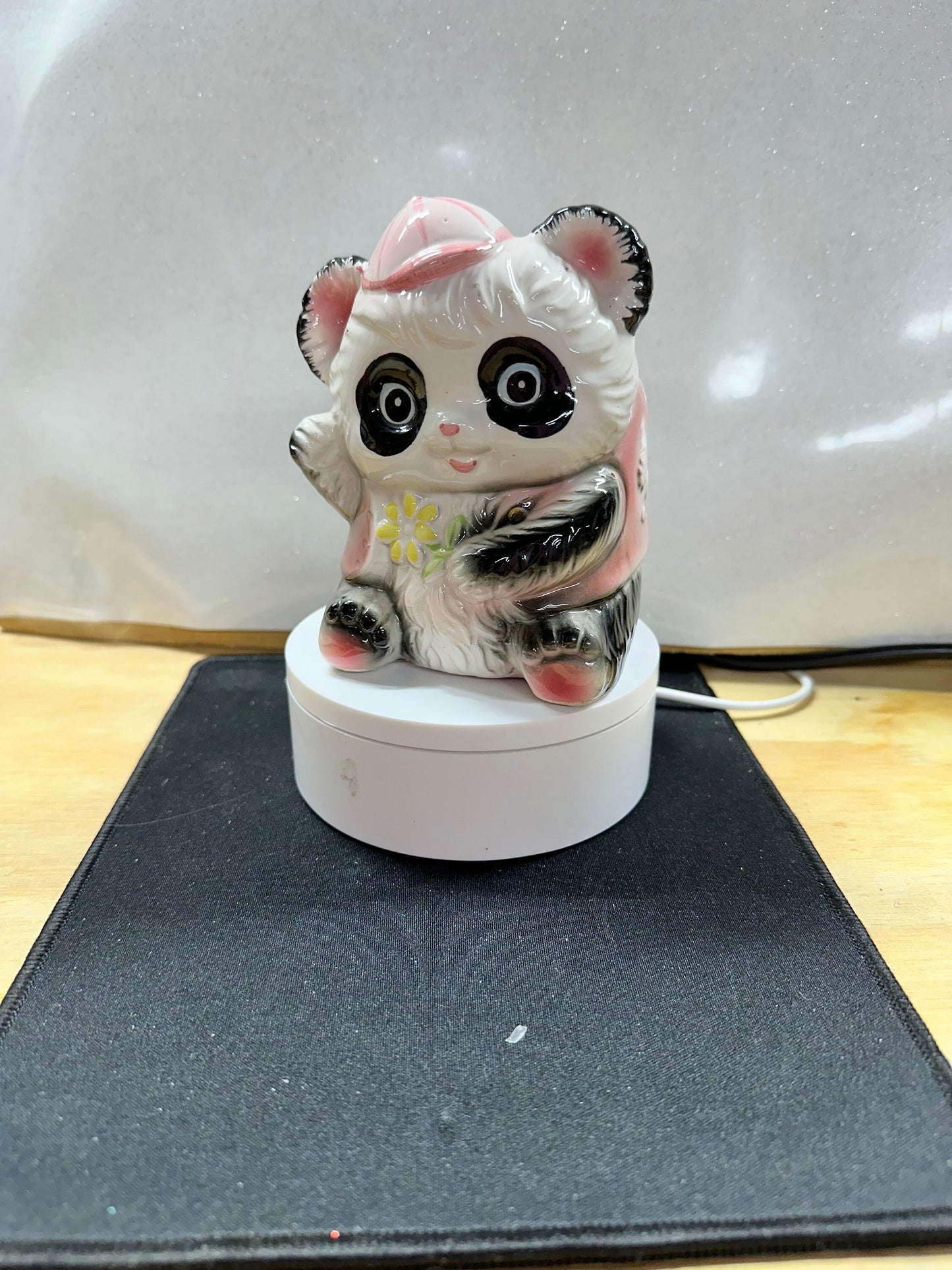 Paul panda planter
