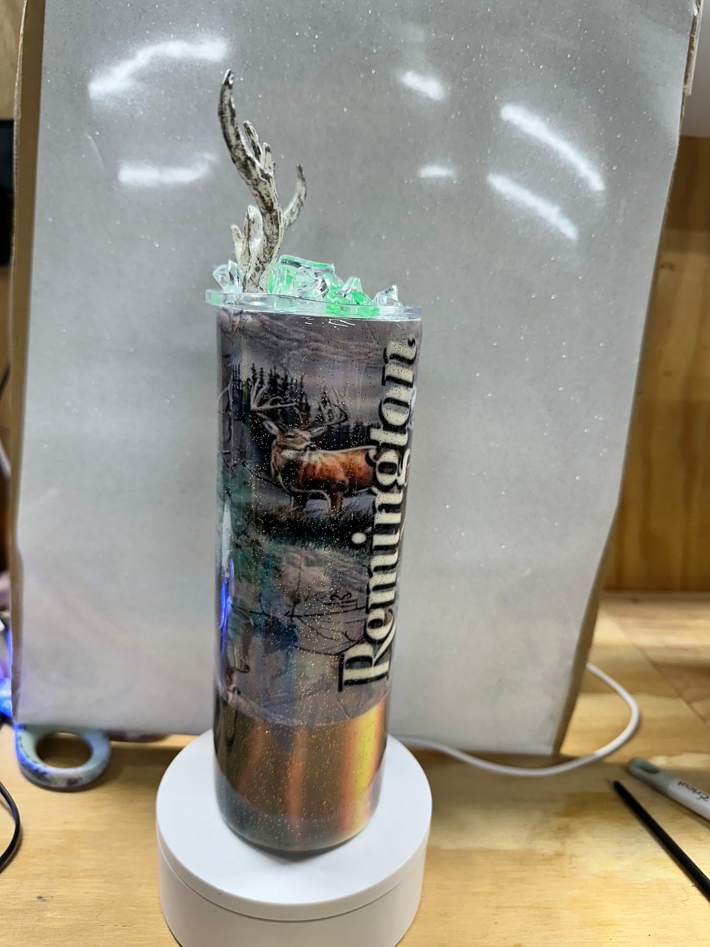 Rustic Bullet-Base Hunting Tumbler – Deer, Forest & Camo Design