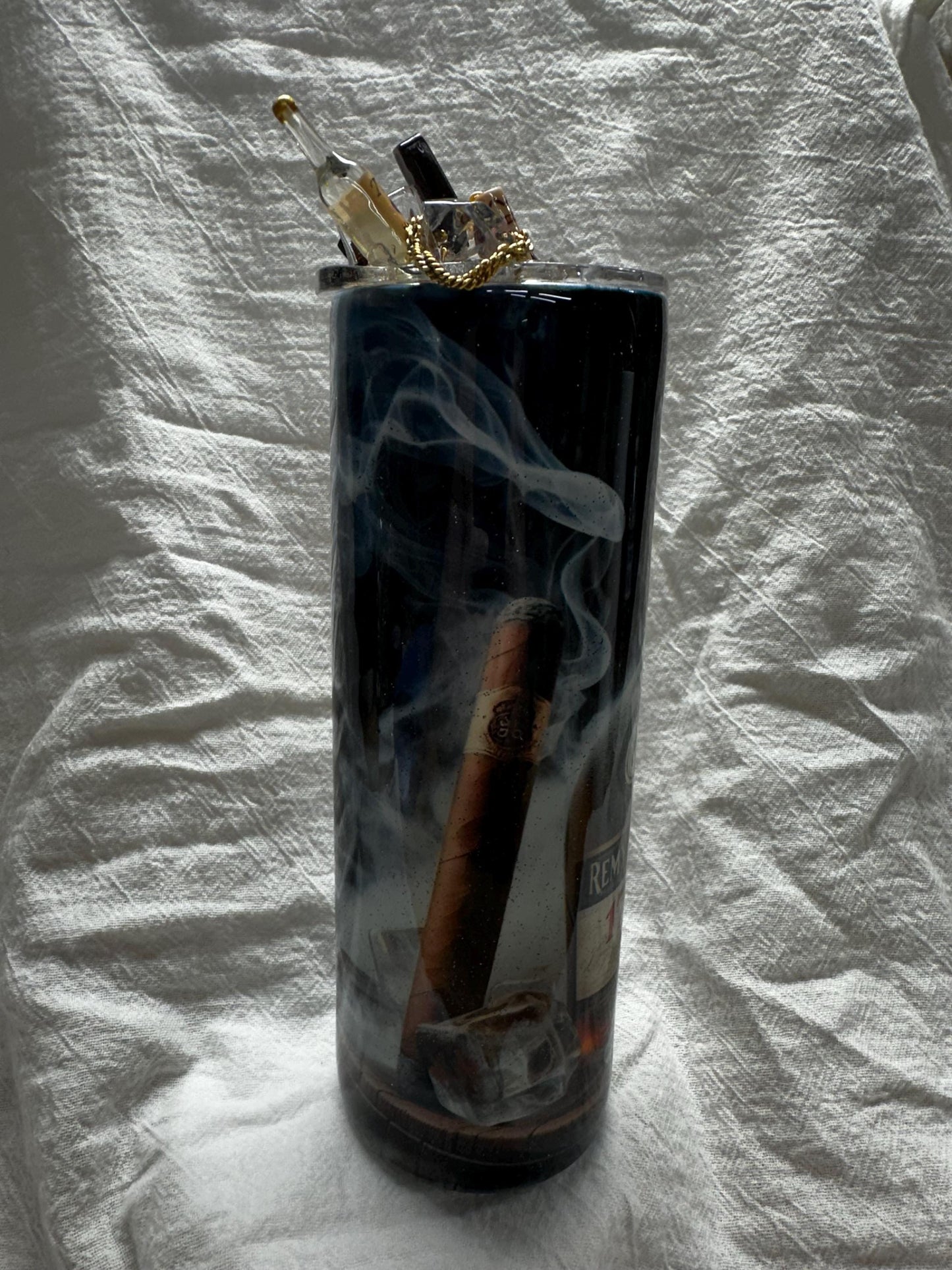 Masculine Whiskey Smoke Tumbler – 20oz Bar Lounge Ice Cube Design