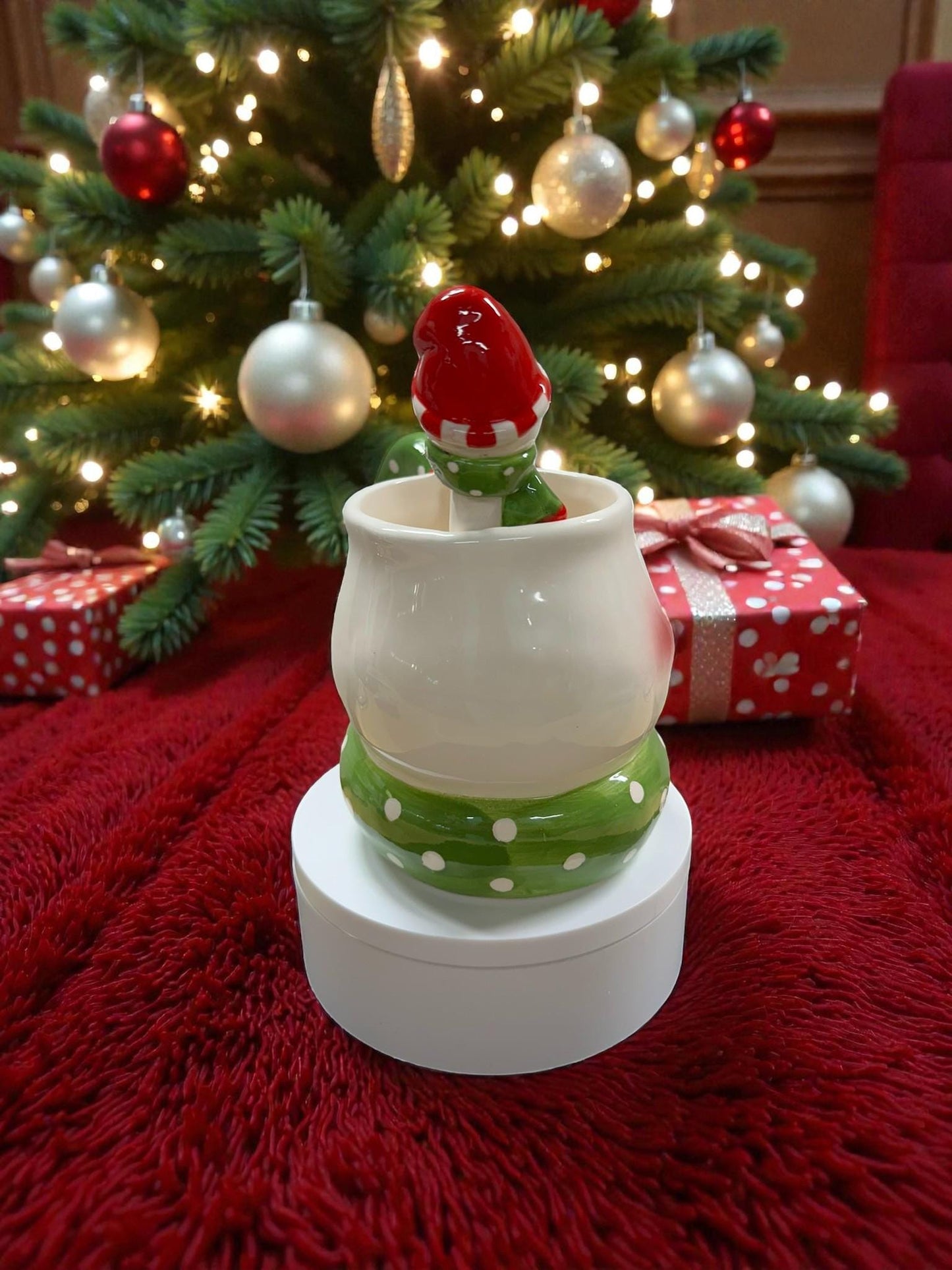 Snowman Christmas Mug – Cute 3D Holiday Ceramic Cup with Scarf Handle
