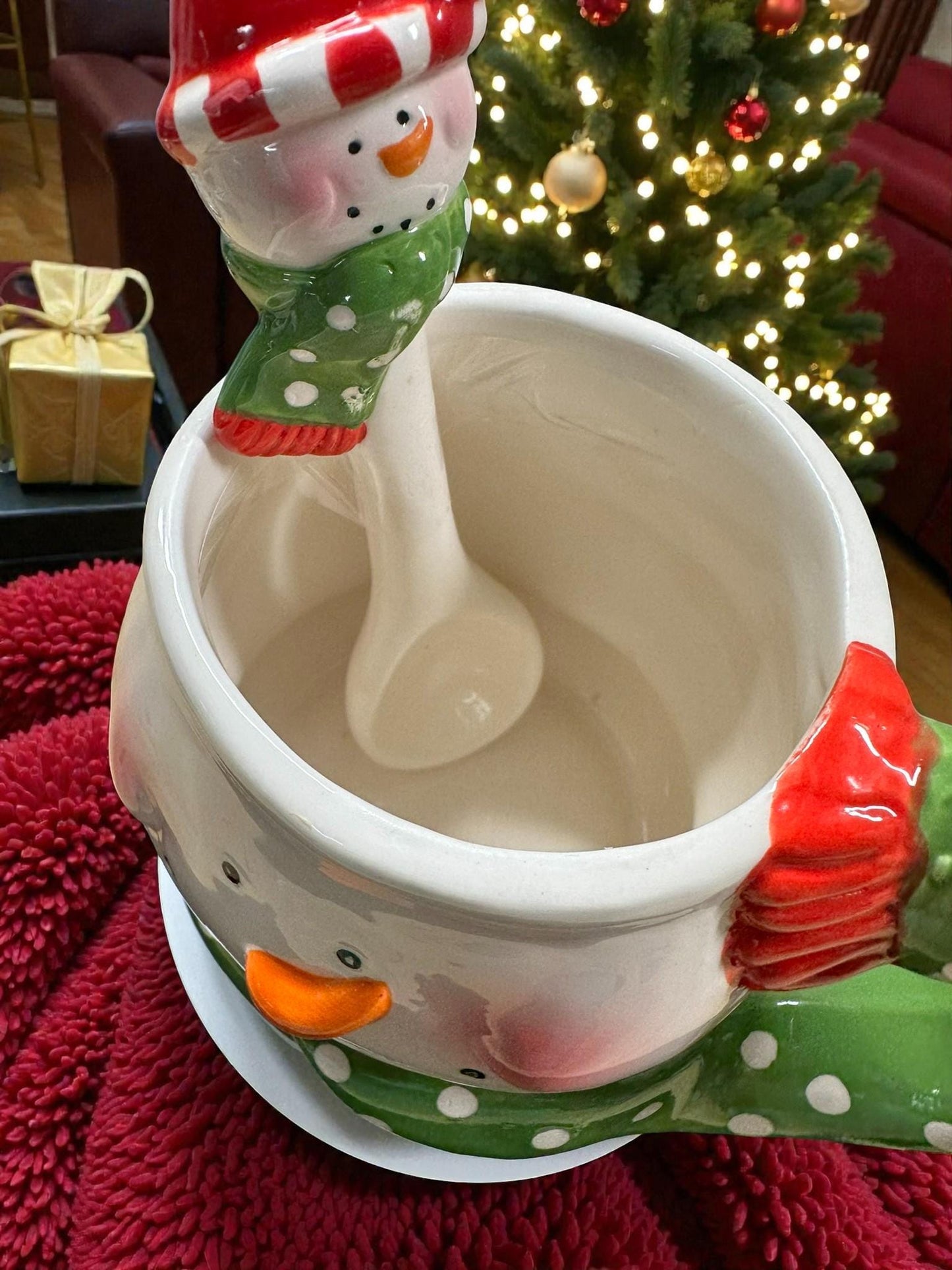 Snowman Christmas Mug – Cute 3D Holiday Ceramic Cup with Scarf Handle